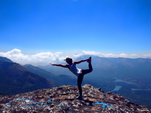 A LITTLE MONDAY AFTERNOON YOGA SESSION ON TOP OF A MOUNTAIN