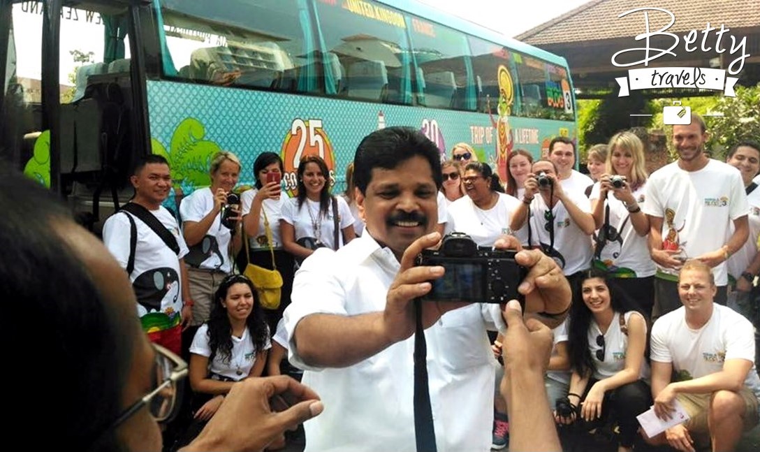 Minister of Tourism A.P. Anil Kumar taking a selfie with the travel bloggers. #keralablogexpress