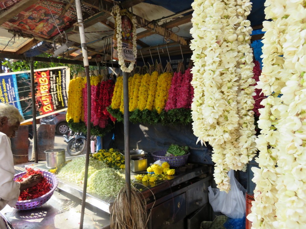 And a flower booth to buy temple offerings.