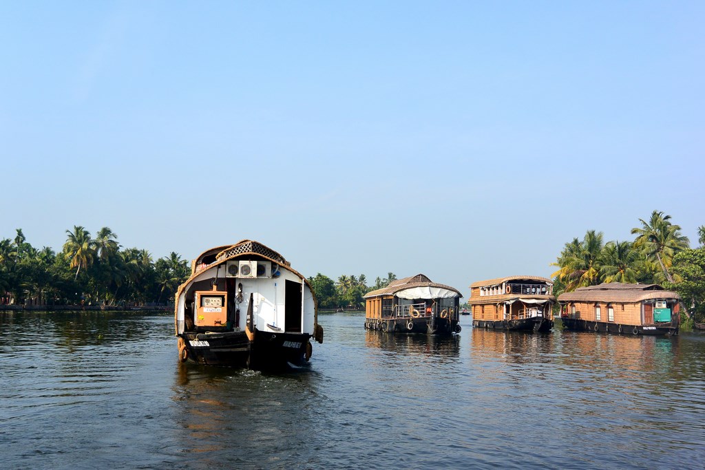 Casutele plutitoare din Kerala, Backwaters Spice Routes