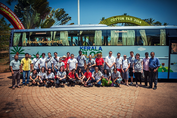 Group picture of all the KBE bloggers and people from the KBE crew before touring Trivandrum (photo credit: Edin Chavez). 